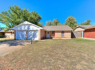 8809 Cedar Ln, Midwest City, OK 73110