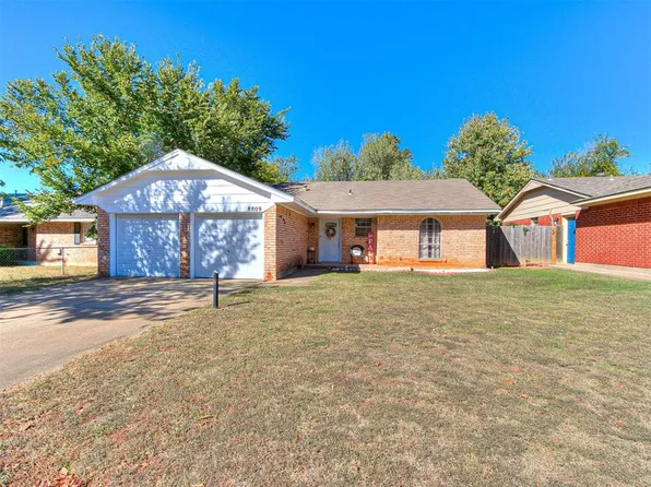 8809 Cedar Ln, Midwest City, OK 73110