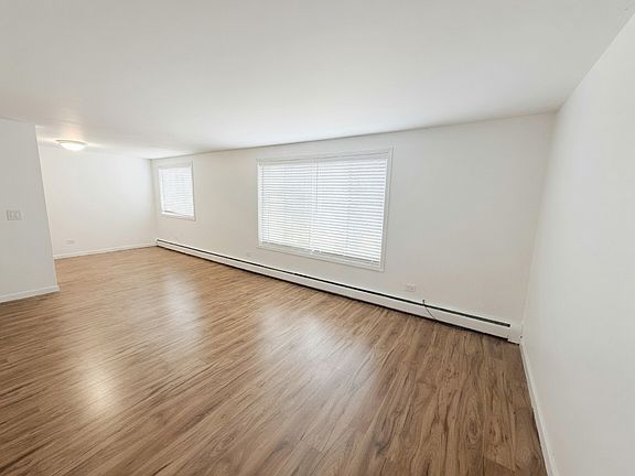 4th image of 5686 N Elston Ave