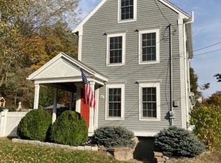 80 Cedar St, Amesbury, MA 01913
