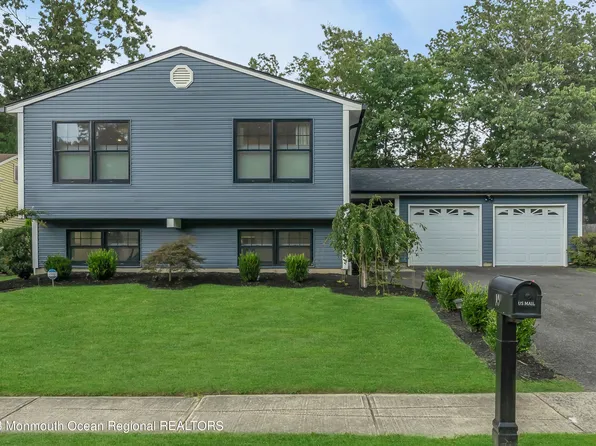 13 James Hollow Court, Howell, NJ 07731