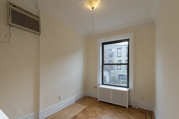 Rented by BRE Services LLC | media 9