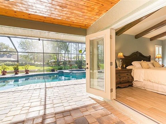 5th image of 13627 Diamond Head Dr