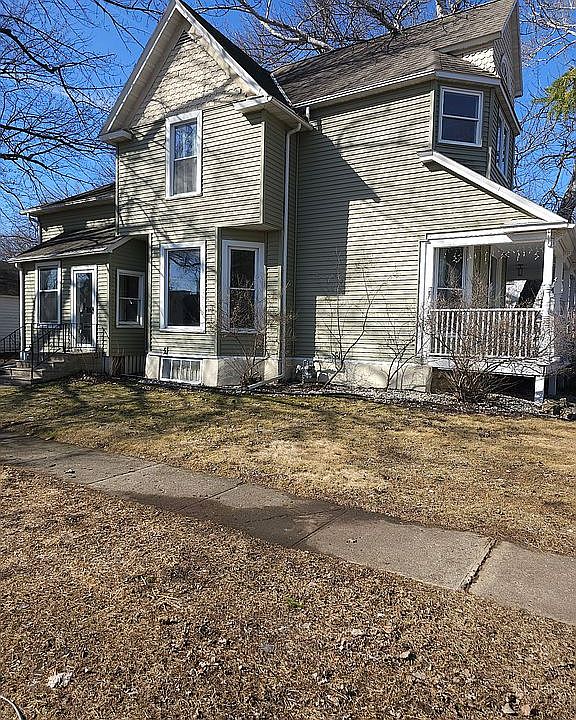 1st image of 1307 1st Ave N