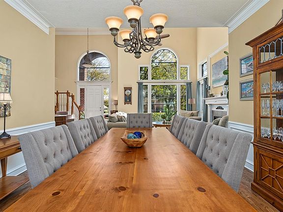 4th image of 1011 Muirfield Vlg