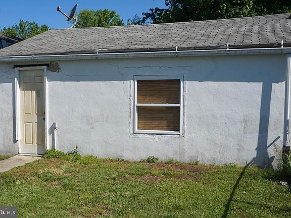 5th image of 16 Cleveland Ave