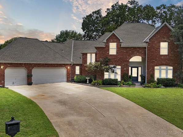 5308 E 102nd St, Tulsa, OK 74137