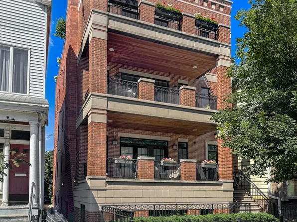 3320 N Clifton Ave #2, Chicago, IL 60657