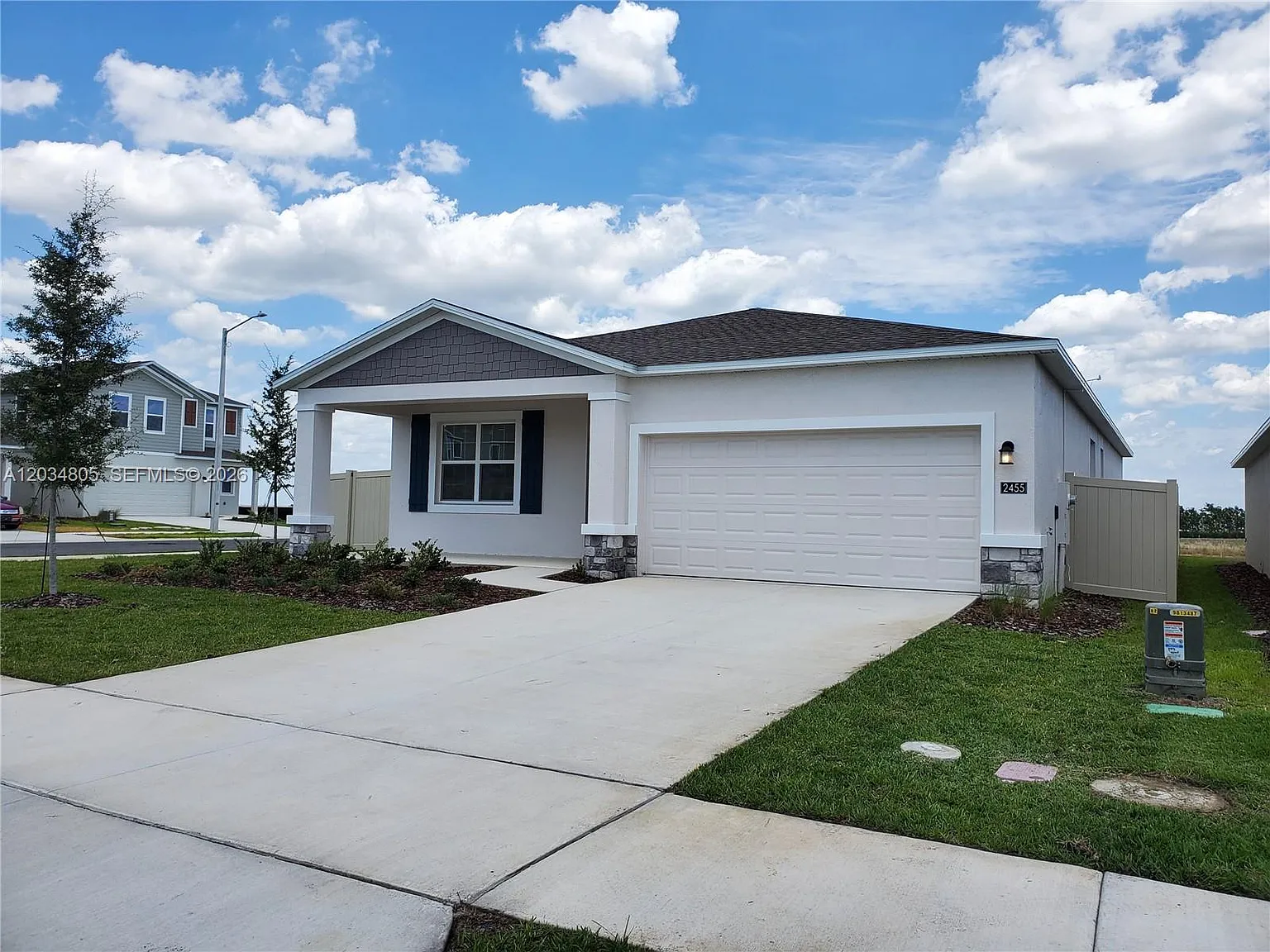 5 bed, 3.0 bath, $2,400 — Photo 3