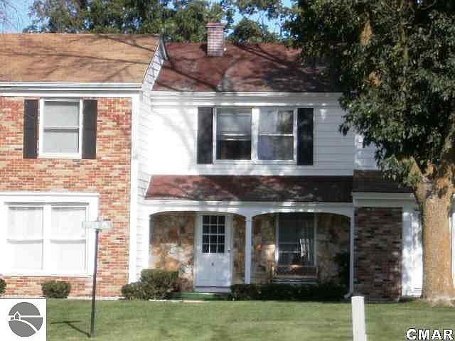 1st image of 1700 Piper Pl