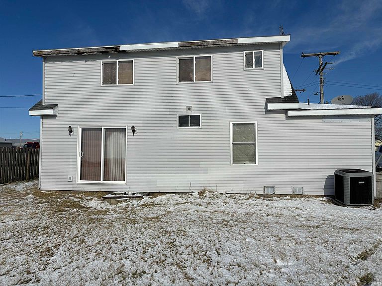 Listing photo 4