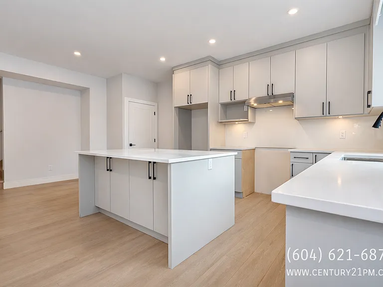 33918 Marshall Rd #4 — Photo 3
