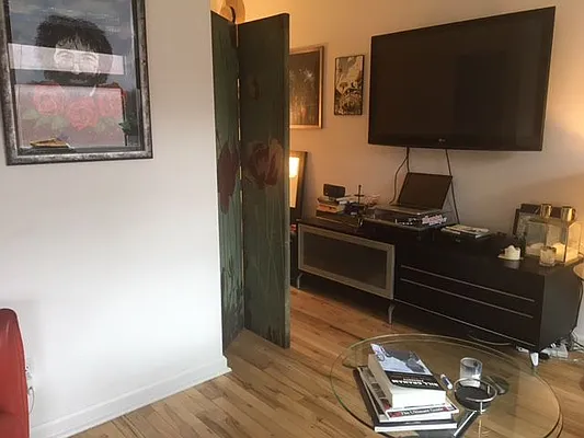 Rented by Tompkins Square Realty | media 21