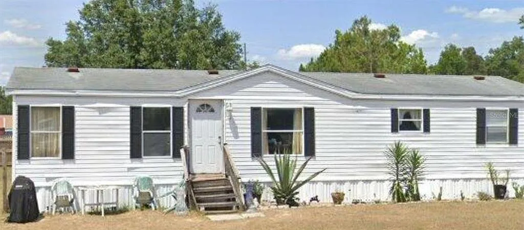 3 bed, 2.0 bath, 1300 sqft, $1,790 — Photo 3