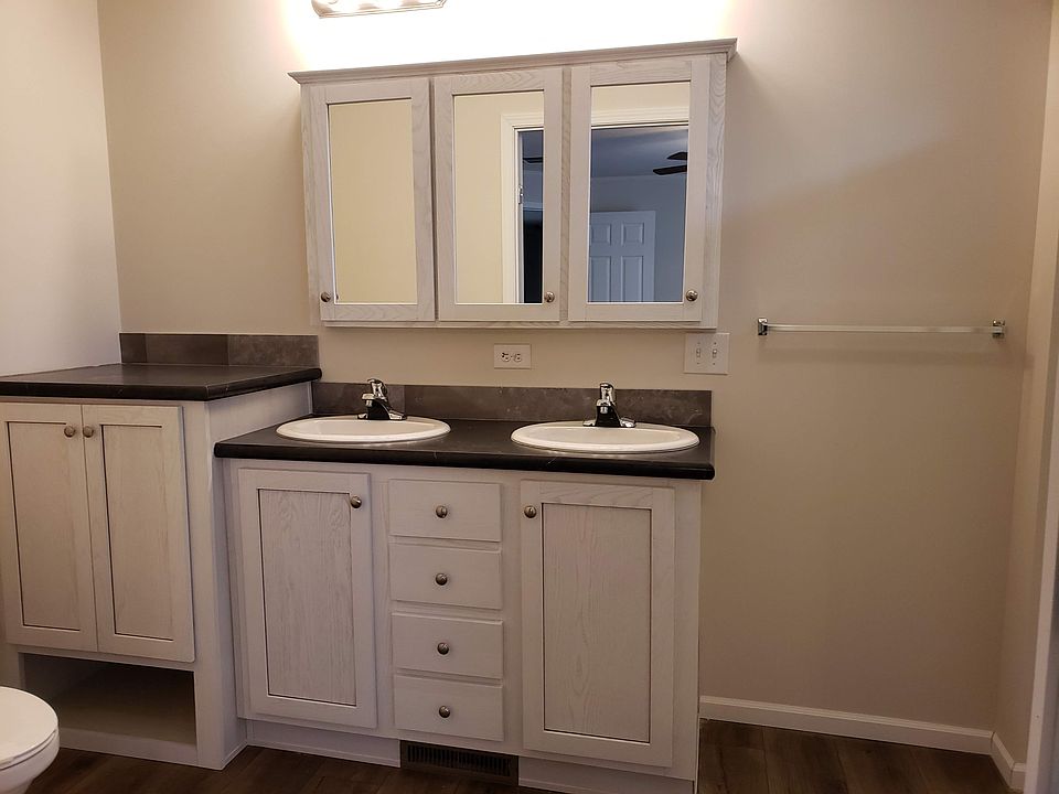 2nd image of 117 Dunhill Dr #75FSVO