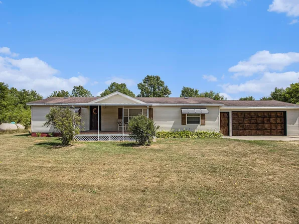 19757 36th St, Gobles, MI 49055