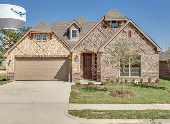 2nd image of 313 Bentley Dr