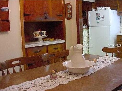 3rd image of 325 Martha Dr