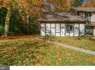 16 Sycamore Ct, Lumberton, NJ 08048
