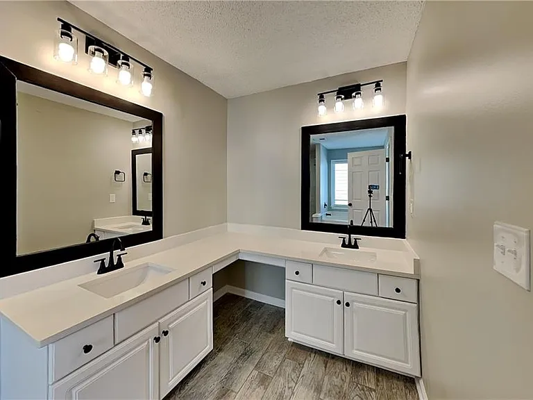 3705 Patterstone Dr — Photo 10
