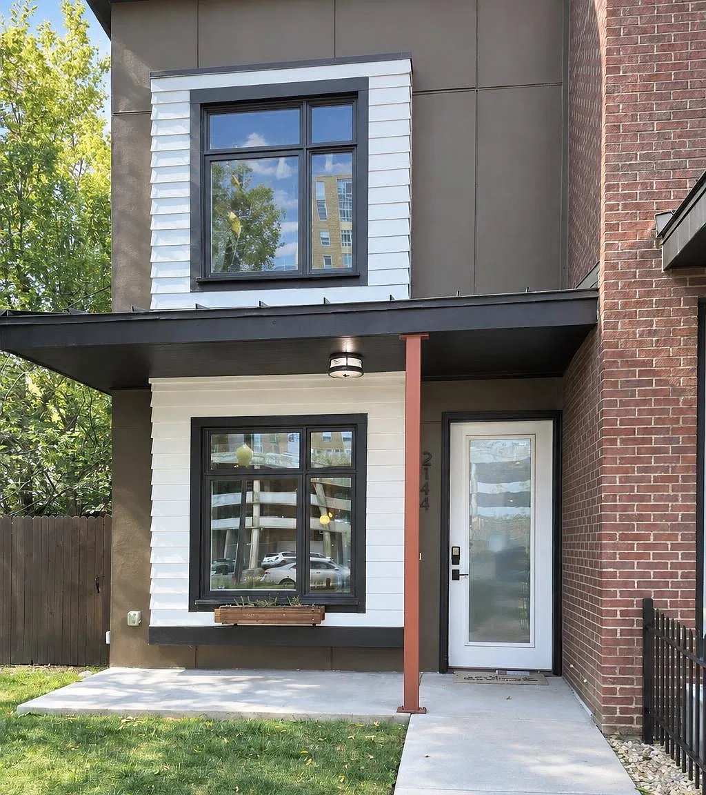1 bed, 1.5 bath, 900 sqft, $2,450 — Photo 1
