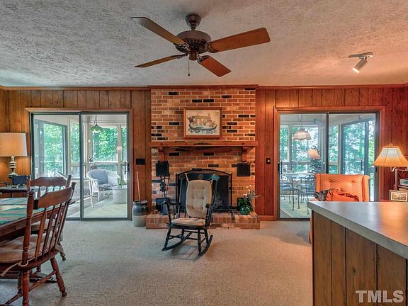 4th image of 86 Goat Island Ct
