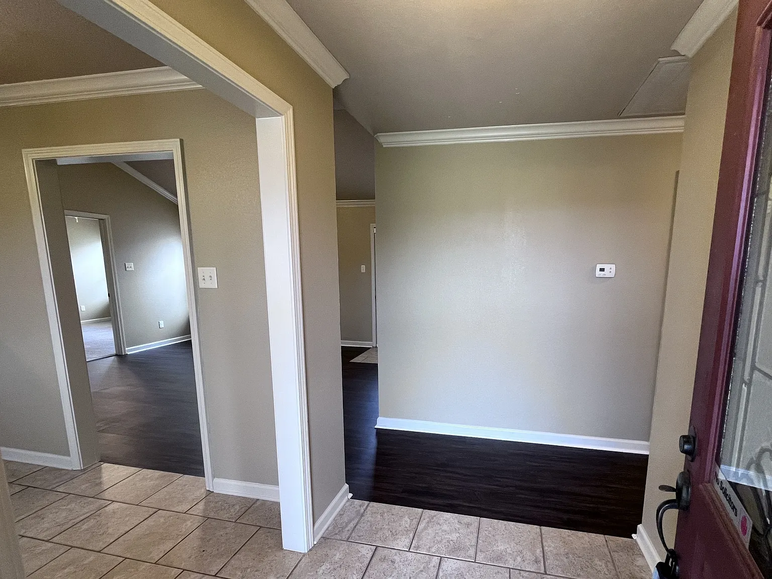 4 bed, 1380 sqft, $1,550 — Photo 3