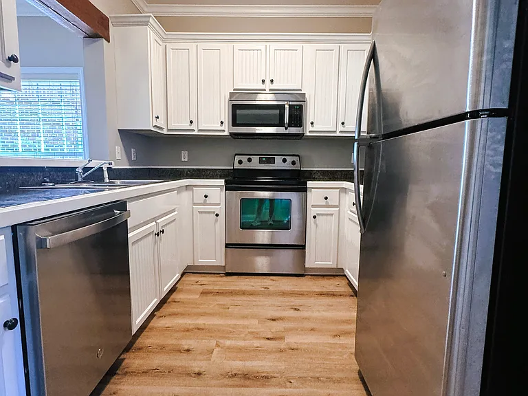 2206 Anderson Rd — Photo 4