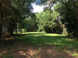 1115 Merchant Ln, Carolina Beach, NC 28428