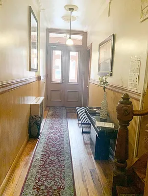 Rented by Ulas Real Estates Inc | media 29