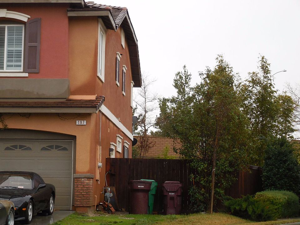 2nd image of 197 Loma St
