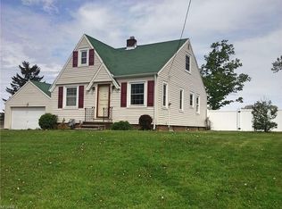 9710 W Pleasant Valley Rd, Parma, OH 44130