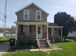 1145 W Prentice St, Freeport, IL 61032