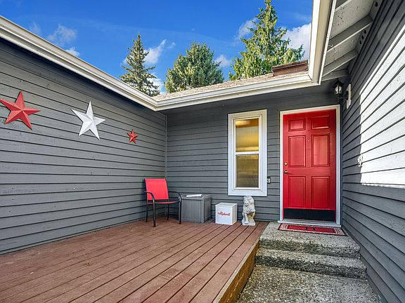 3rd image of 13108 NE 133rd Ct