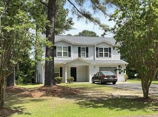 6800 Woodmark Dr, Fayetteville, NC 28314