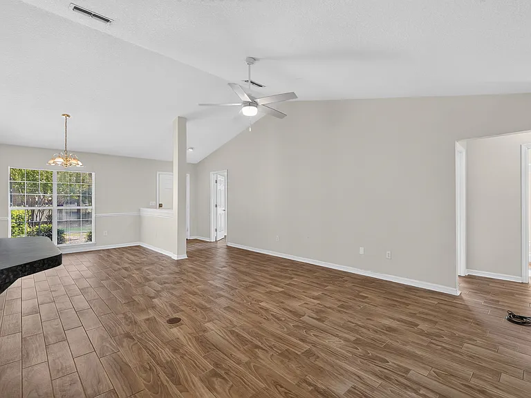 8038 SW 67th Rd — Photo 14