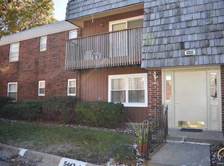 5445 SW 12th Ter APT 1, Topeka, KS 66604
