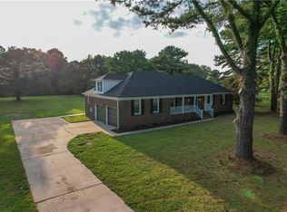 708 Middle Ridge Dr, Chesapeake, VA 23322