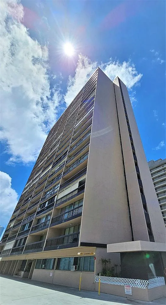 1 bed, 520 sqft, $2,100 — Photo 1