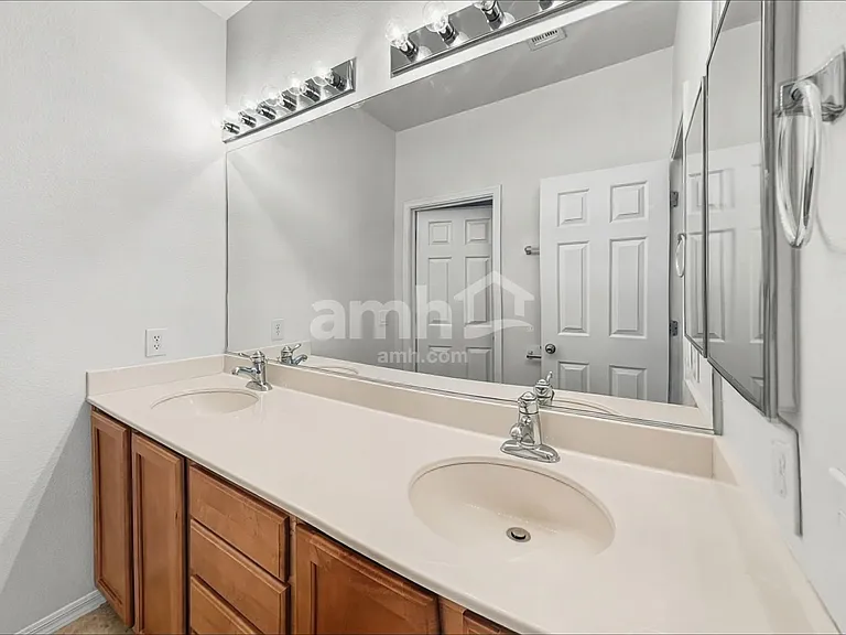 6452 Birdcall St — Photo 17