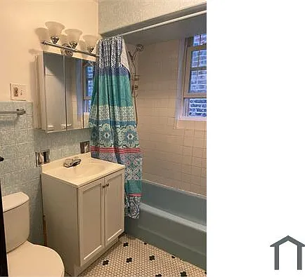 1115 N Springfield Ave #2 — Photo 8