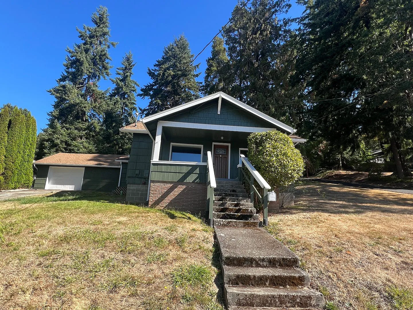 3 bedroom, 1 bath Chehalis hillside home — Photo 2
