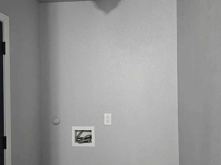 Dolores St — Photo 4