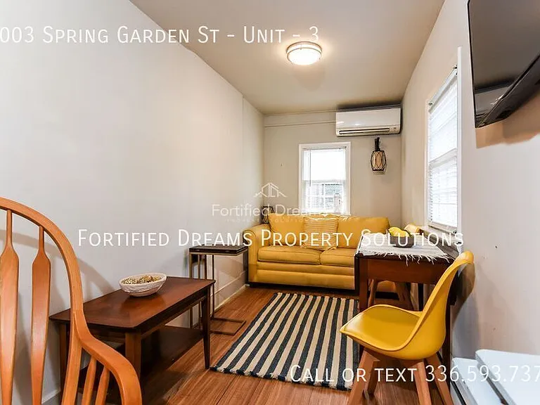 2003 Spring Garden St #3 — Photo 3