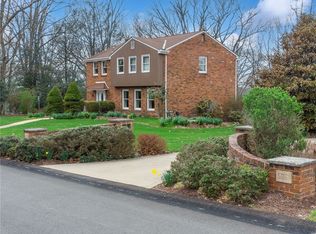 5061 Northlawn Cir, Murrysville, PA