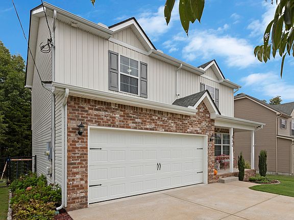3rd image of 634 Wildwood Dr