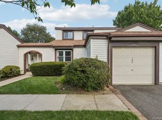 102 Gotham Way, Saint James, NY 11780