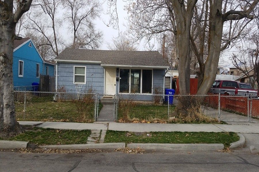 1st image of 44 W Crystal Ave