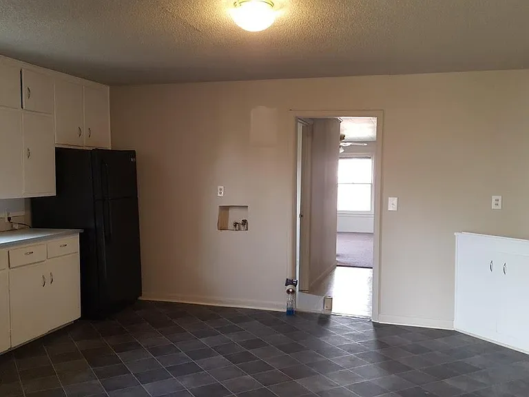 kitchen toward hall and living