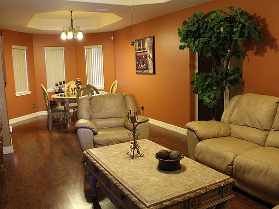 3rd image of 212 Nahessi Pl